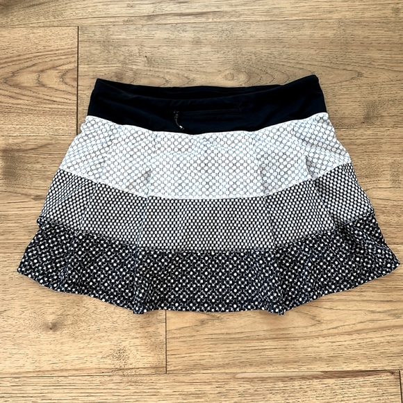 BNWihtoutTags Pace Rival Mid-rise Lululemon Tennis Skirt - Picture 2 of 5